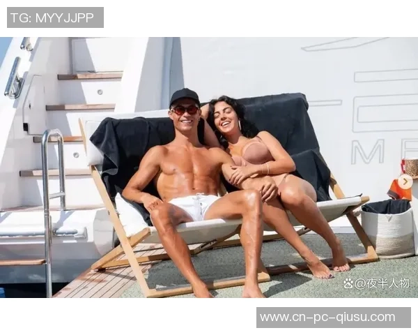 爱意满满！C罗与乔治娜一同到会白宫晚宴，两人厚意对视引爆全网